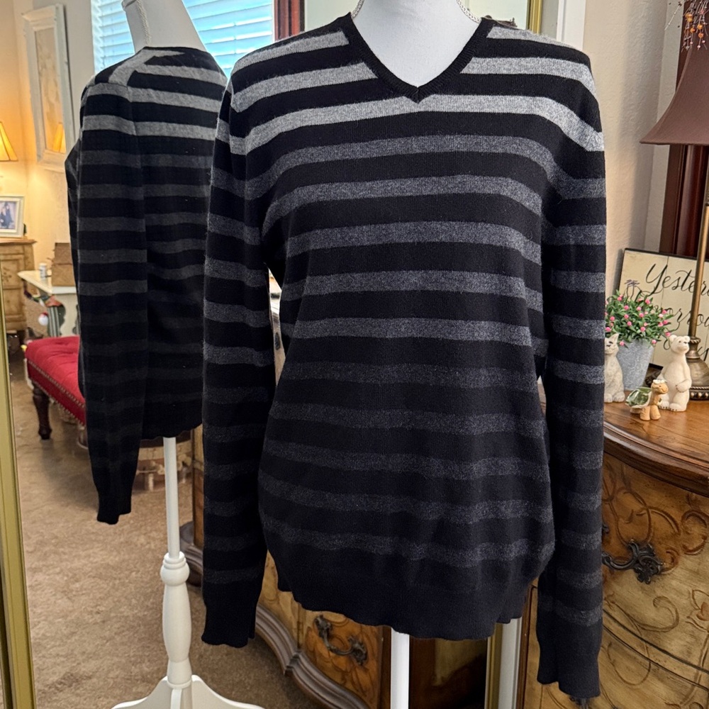 Marc Anthony Men's Black and Gray Striped Sweater 100% Cashmere
